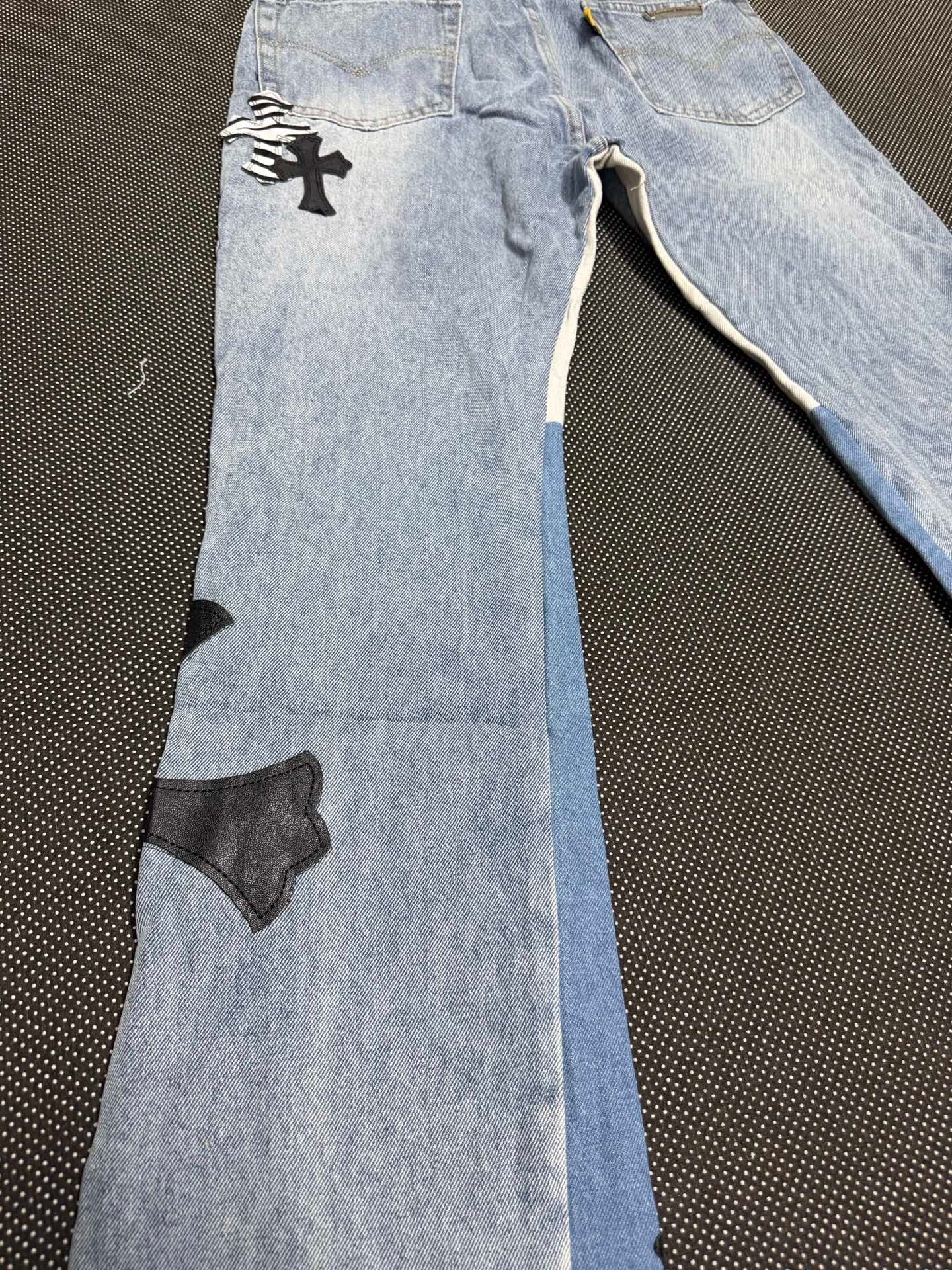 Chrome Hearts NEW Pants 633