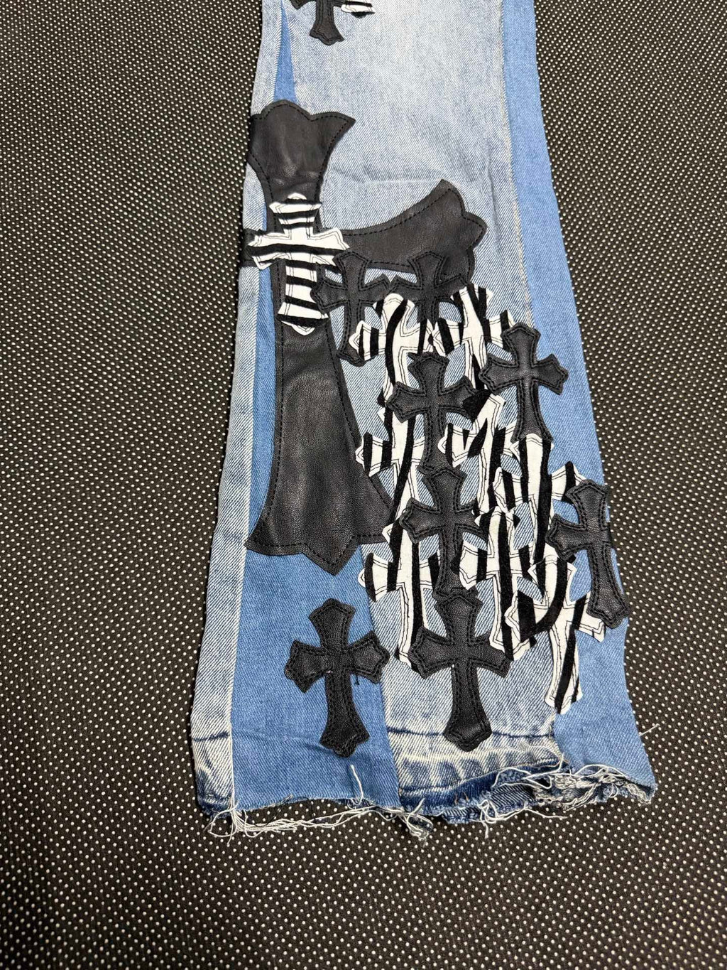 Chrome Hearts NEW Pants 633