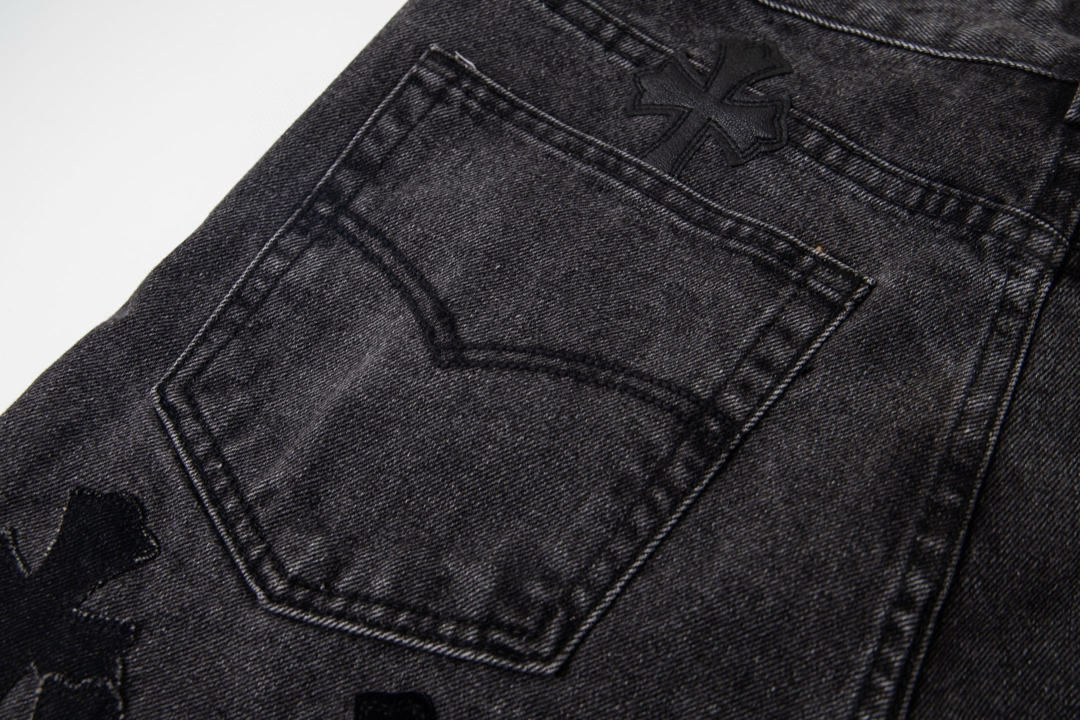 Chrome Hearts NEW Pants 826